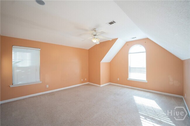 Building Photo - 28 Dunnoman Dr