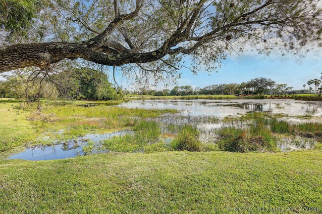 Building Photo - 334 Brackenwood Cir