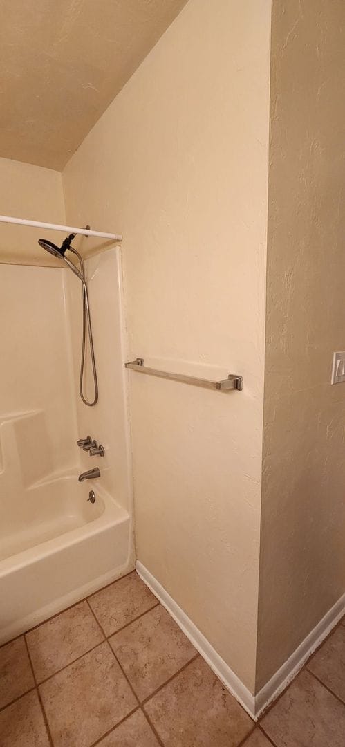 Building Photo - Welcome to Treehouse Village