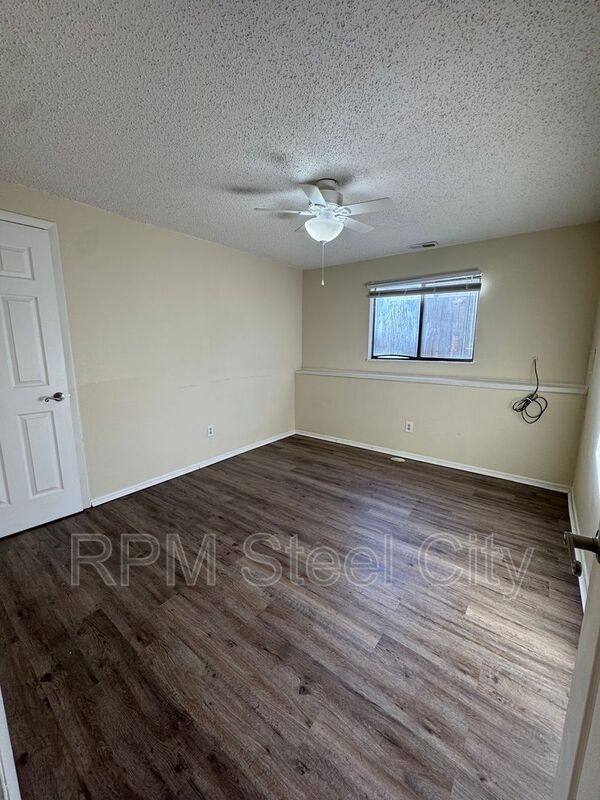 Building Photo - 605-607 West 15th St