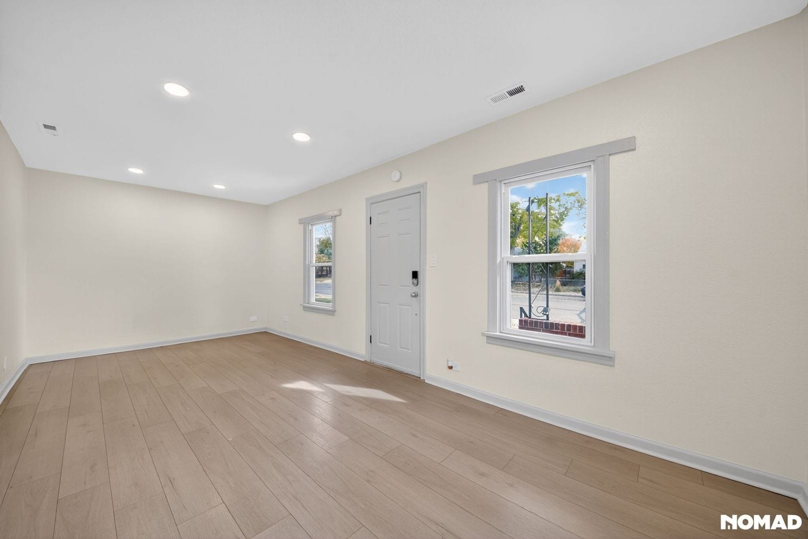 Building Photo - 4325 S Cherokee St