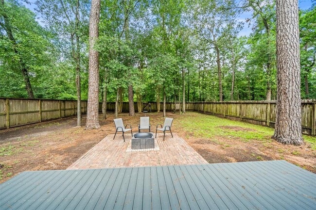 Building Photo - 18 Tulip Hill Ct
