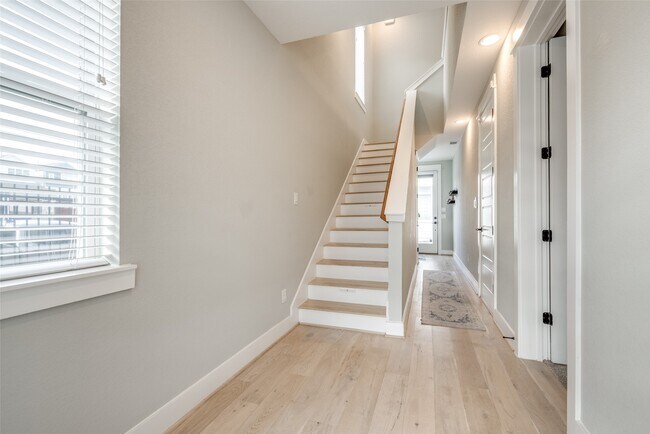 Building Photo - 4804 Gano St