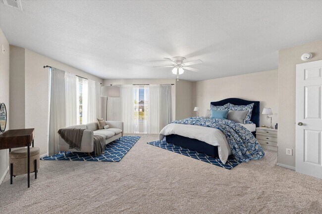 Building Photo - 898 Stonehurst Dr