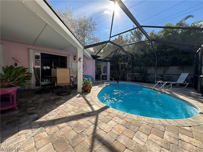 Building Photo - 1315 Naples Lake Dr