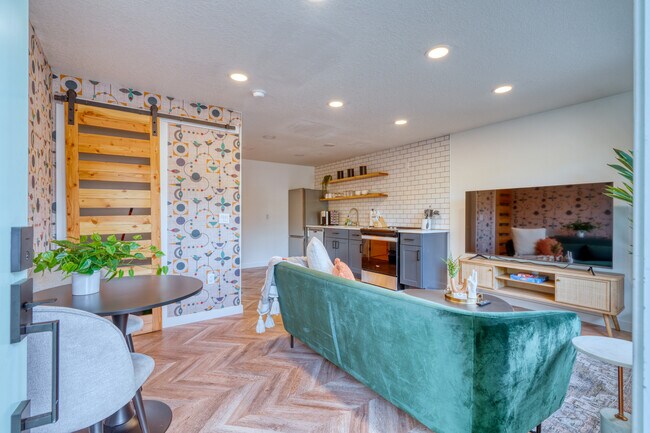 Building Photo - 5222 SE Holgate Blvd