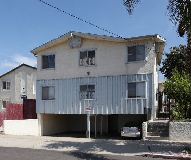 Building Photo - 3840 Edna Pl