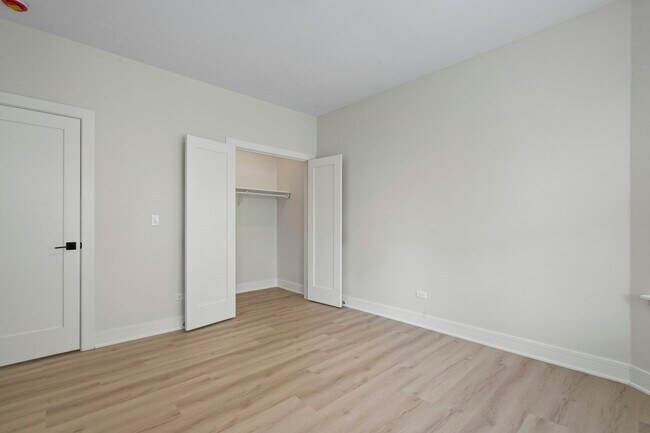Building Photo - 432 S Maple Ave