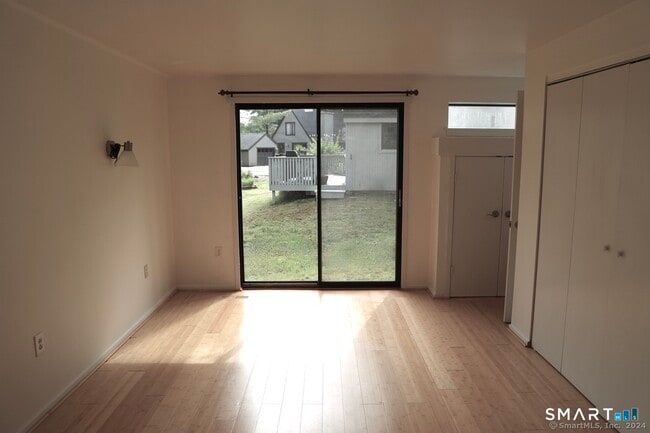 Building Photo - 3 Edgewood Cir