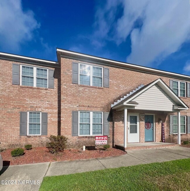 Primary Photo - 3894 Granada Dr