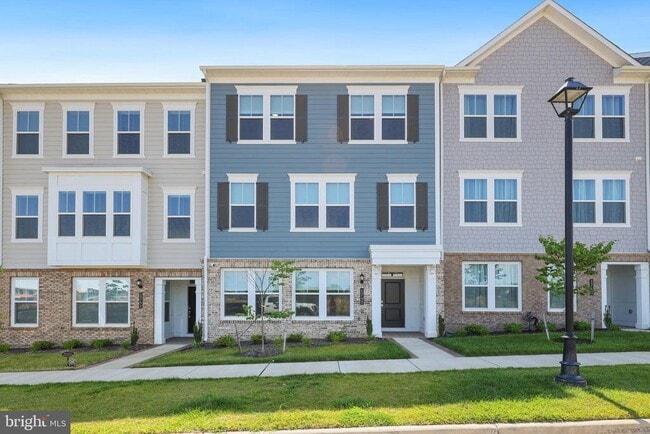 Primary Photo - 1743 Riverbluff Ave