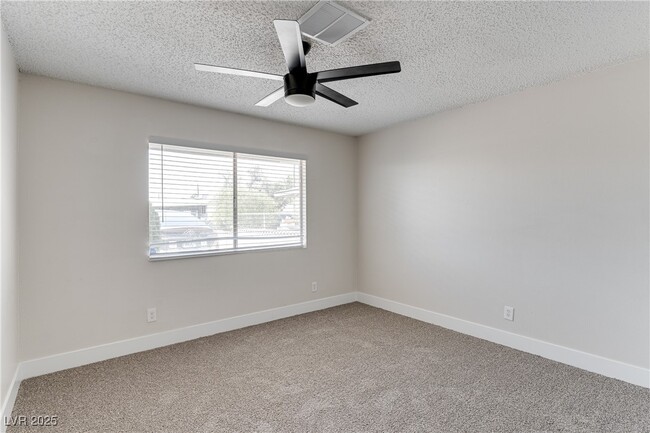 Building Photo - 1516 Saylor Way