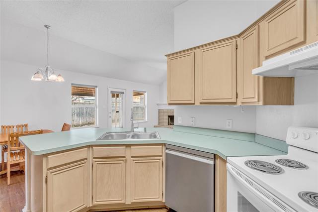 Building Photo - 8464 Ruthette Dr