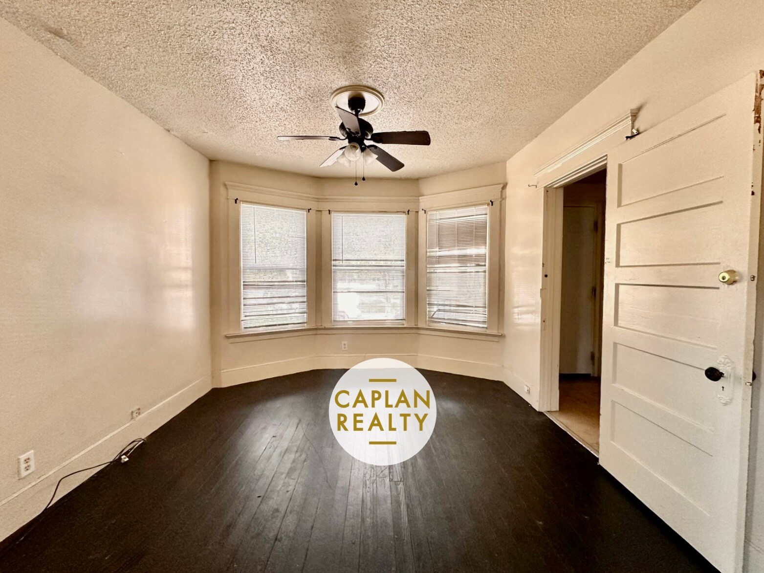 Building Photo - 104 Webster St