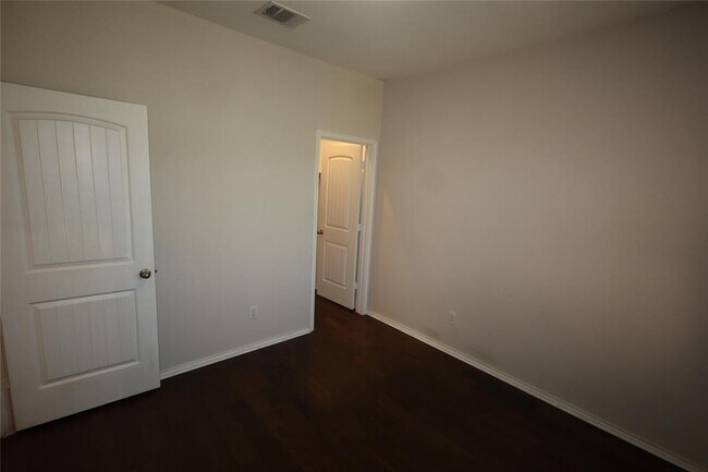 Building Photo - 17009 Gibbons Path