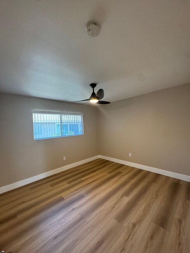 Building Photo - 7302 Elk Cir