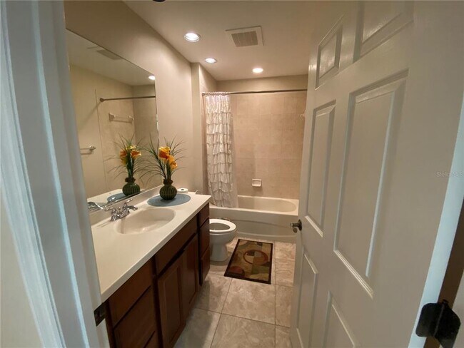 Building Photo - 6360 Water Crest Way