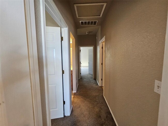 Building Photo - 302 Windridge Village Cove