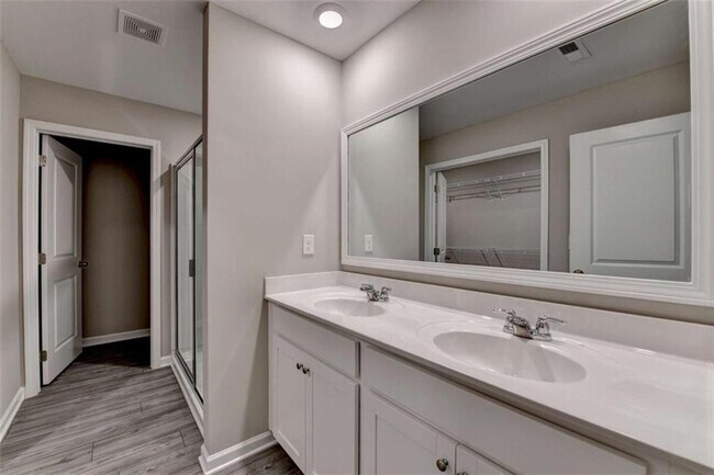Building Photo - 125 Osprey Overlook Dr