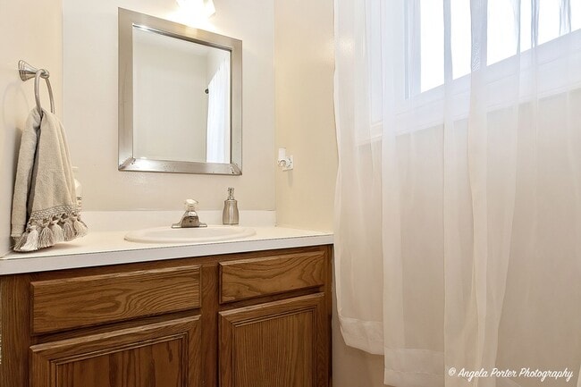 Building Photo - 2155 N Millstone Dr