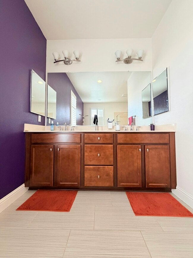 Building Photo - 3138 Vittoria Loop