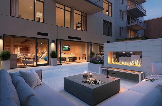 Building Photo - 128 W 23rd St