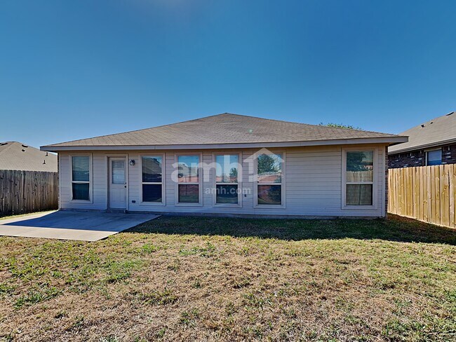 Building Photo - 1316 Rosedale Springs Ln