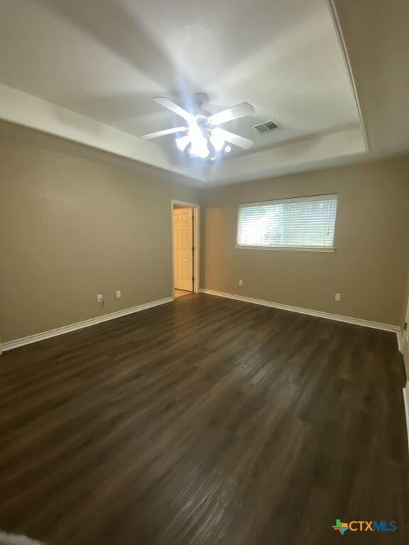 Building Photo - 816 Twin Oaks Dr