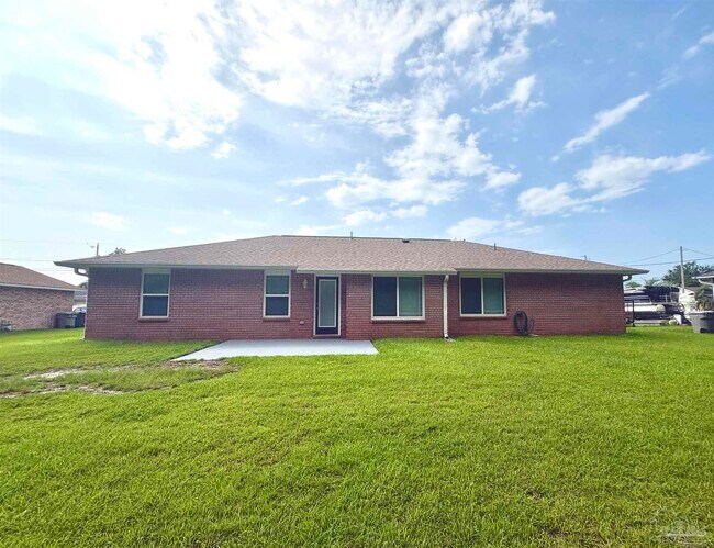 Building Photo - 10621 Creek Ridge Dr