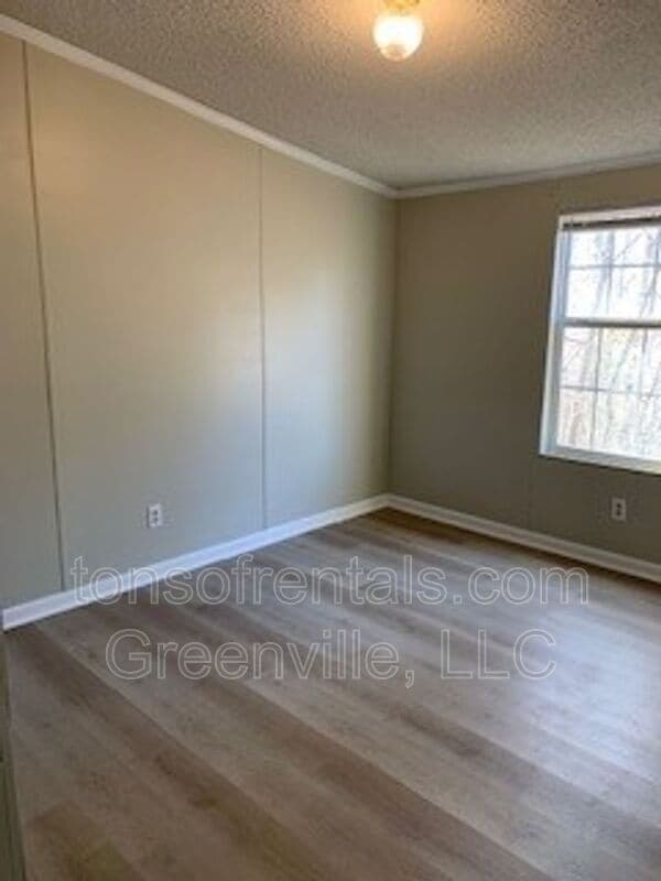 Building Photo - 236 Elizabeth Ln