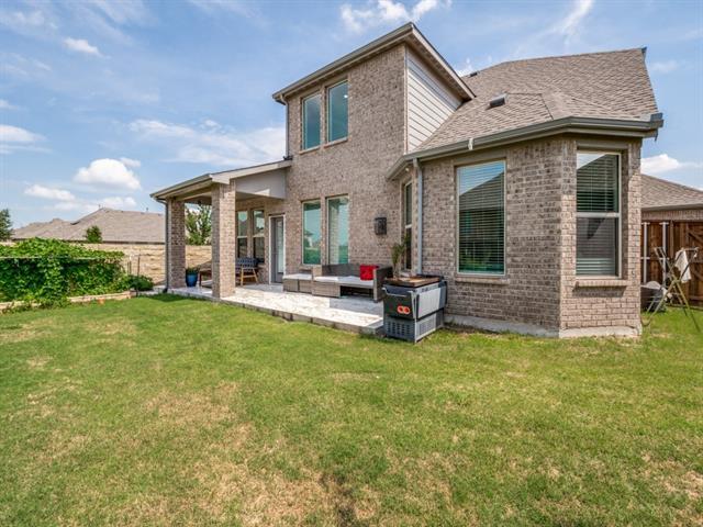 Building Photo - 916 Azure Ln