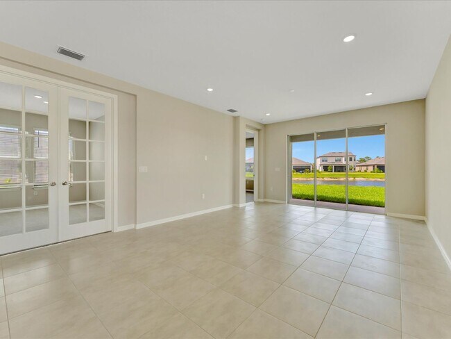Building Photo - Stunning 3 Bed/ 2.5 bath + Den - New Build...