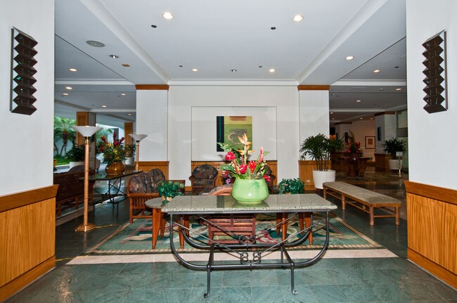 Building Photo - ILIKAI 1430 -Prime Living in Waikiki -