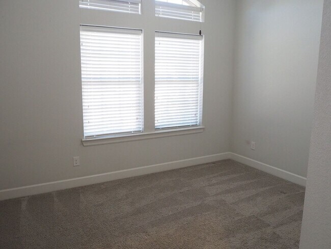 Building Photo - 1229 14th St