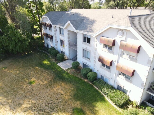Building Photo - 125 S 1050 W
