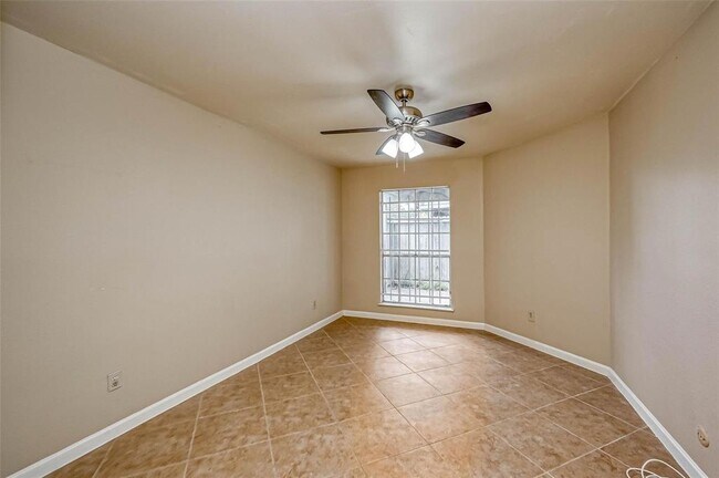 Building Photo - 8787 Brae Acres Rd
