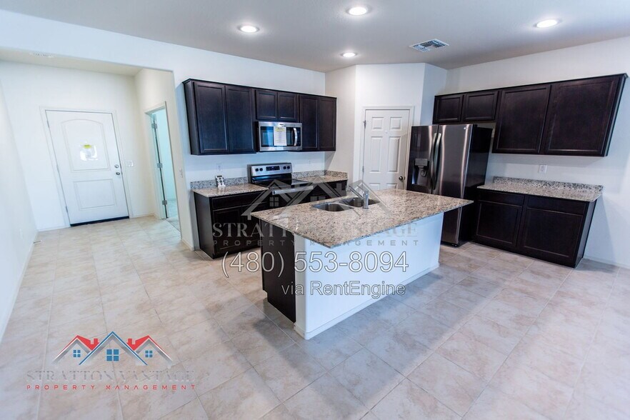 Building Photo - 24530 W Flores Dr