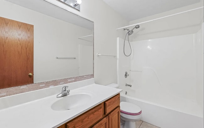 Building Photo - 3907 Aberdeen Dr