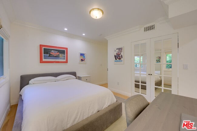 Building Photo - 1009 Carol Dr