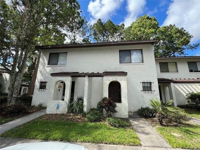 Primary Photo - 2635 SW 35th Pl