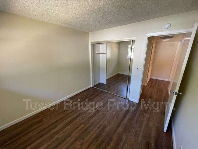 Building Photo - 6416 Miles Ln