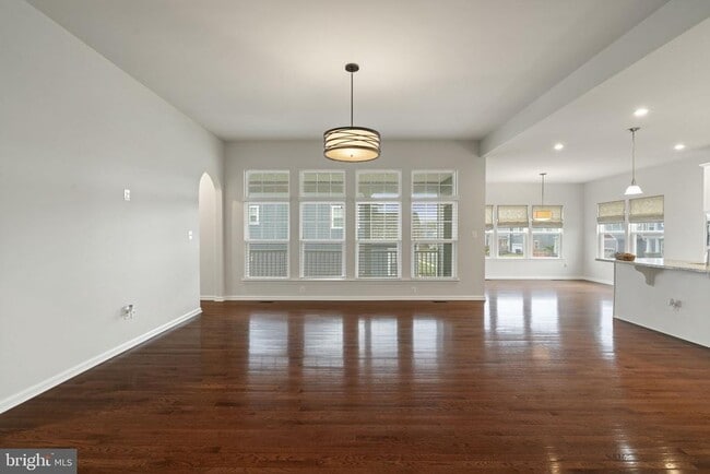 Building Photo - 25609 Lockhart Ln
