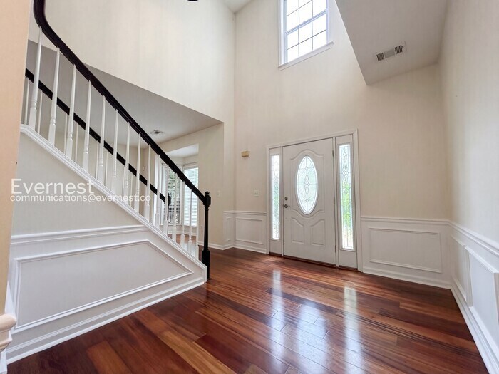 Building Photo - 3406 Chastain Glen Ln NE