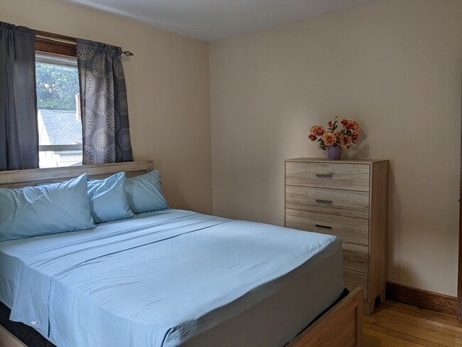 Building Photo - 59 Edson St