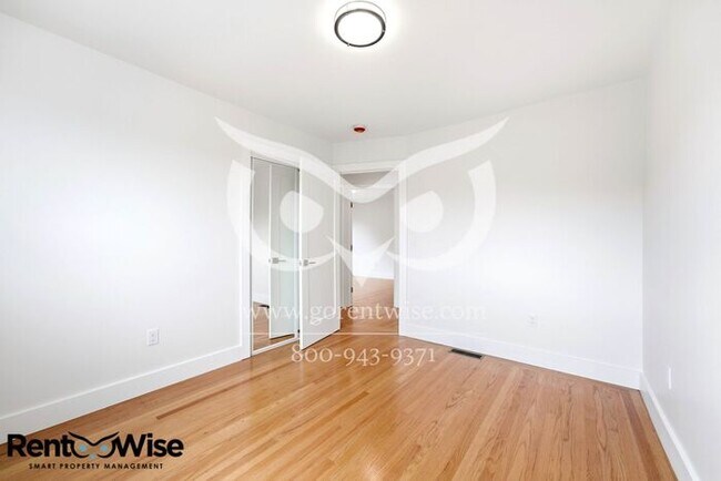 Building Photo - 1 Marview Way