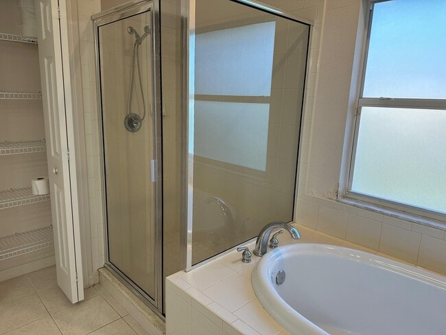 Building Photo - 8659 46th Ave Cir W