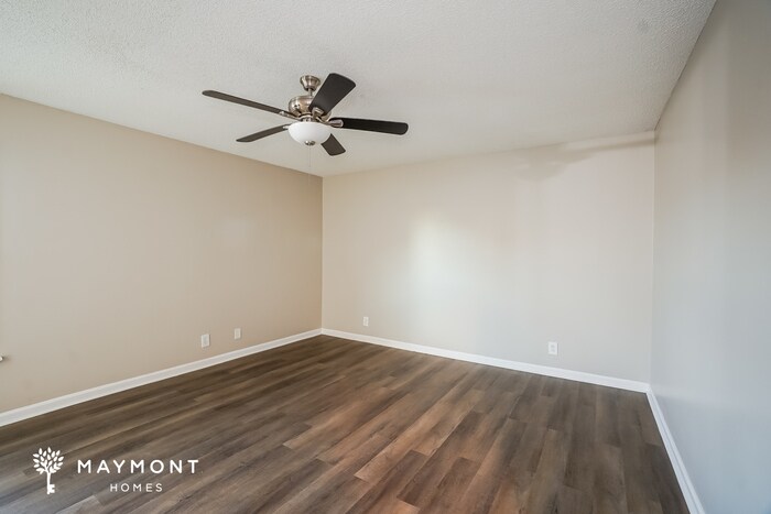 Building Photo - 2161 Bauling Ln