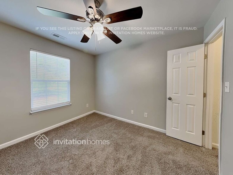 Building Photo - 3821 Tyler Bluff Ln
