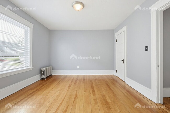 Building Photo - 121 Delmont Ave