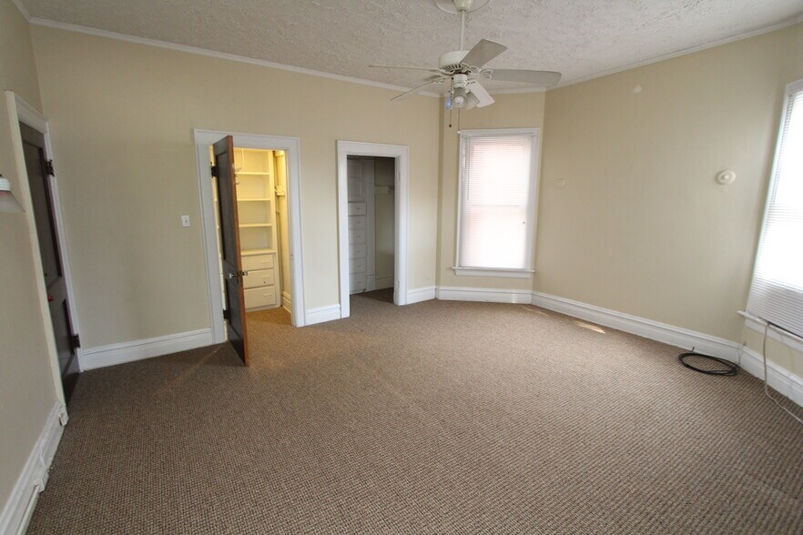 Building Photo - 787 Bryden Rd